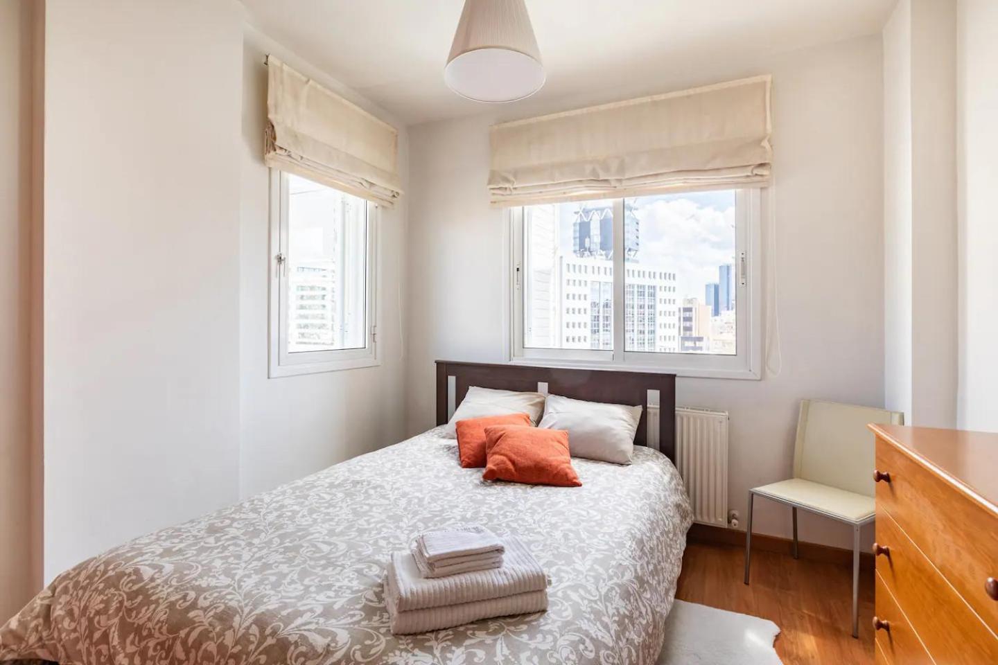 Warm Residence In The Heart Of The City Center - Balcony & View ニコシア エクステリア 写真